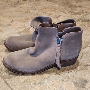 Dolce Vita Taupe Suede Ankle Boots Size 8